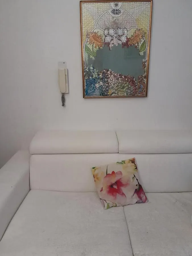 La Perla Sul Mare Apartment Mondello Homestay